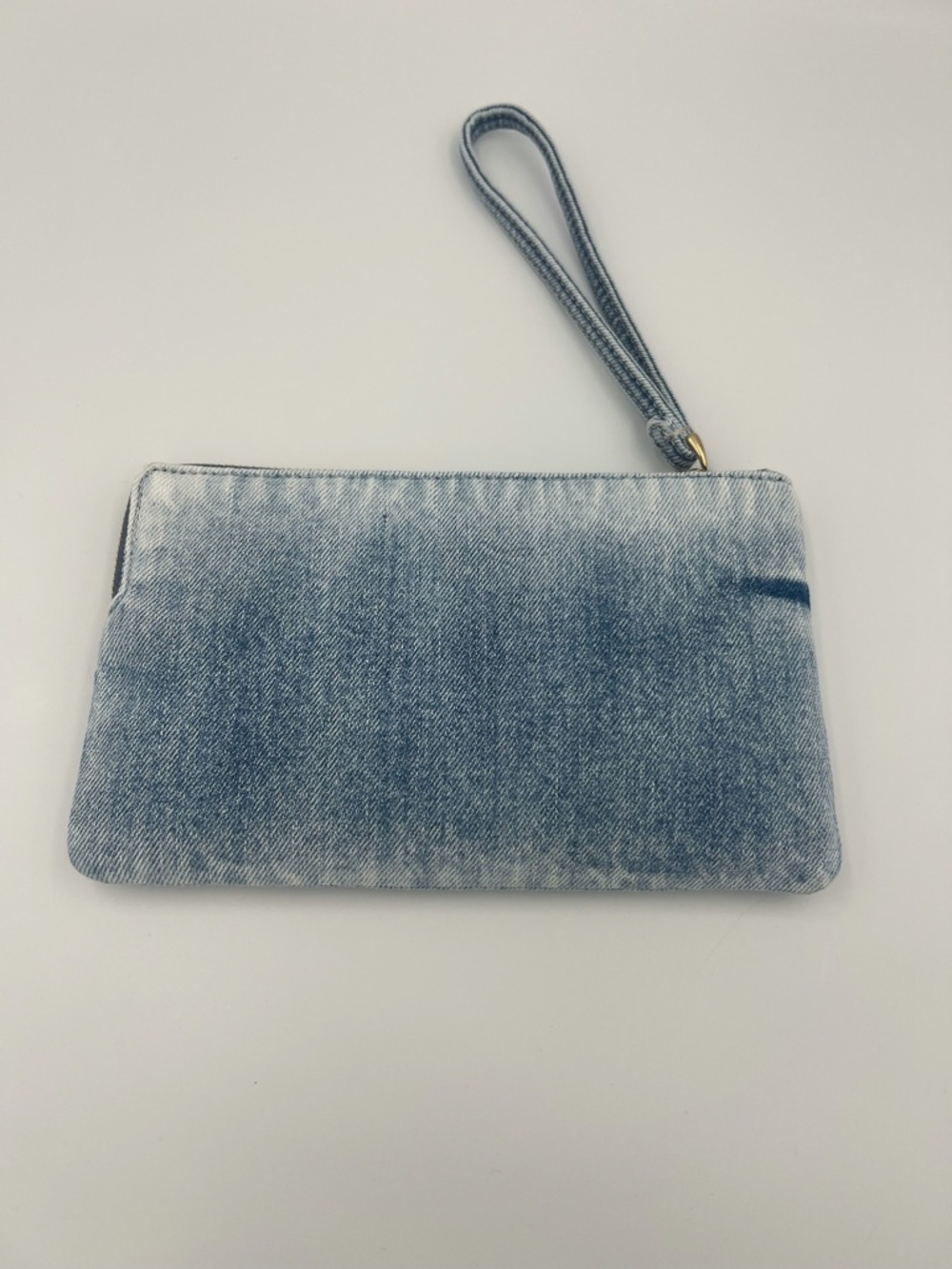 Coach Large Corner Zip Wristlet In Loved Denim - Picture 2 of 7